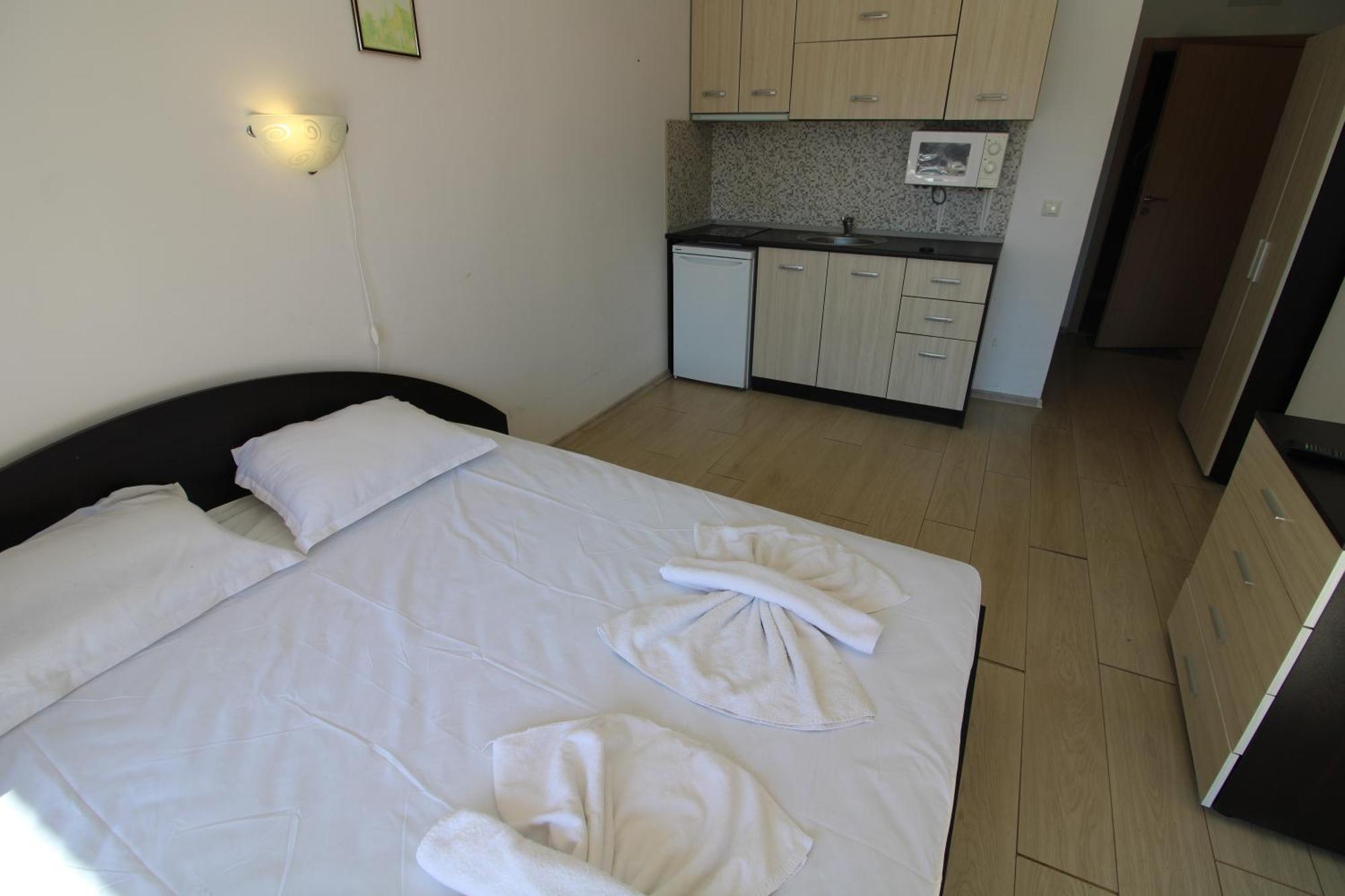 Sunny View Central - Menada Apartments サニービーチ 部屋 写真
