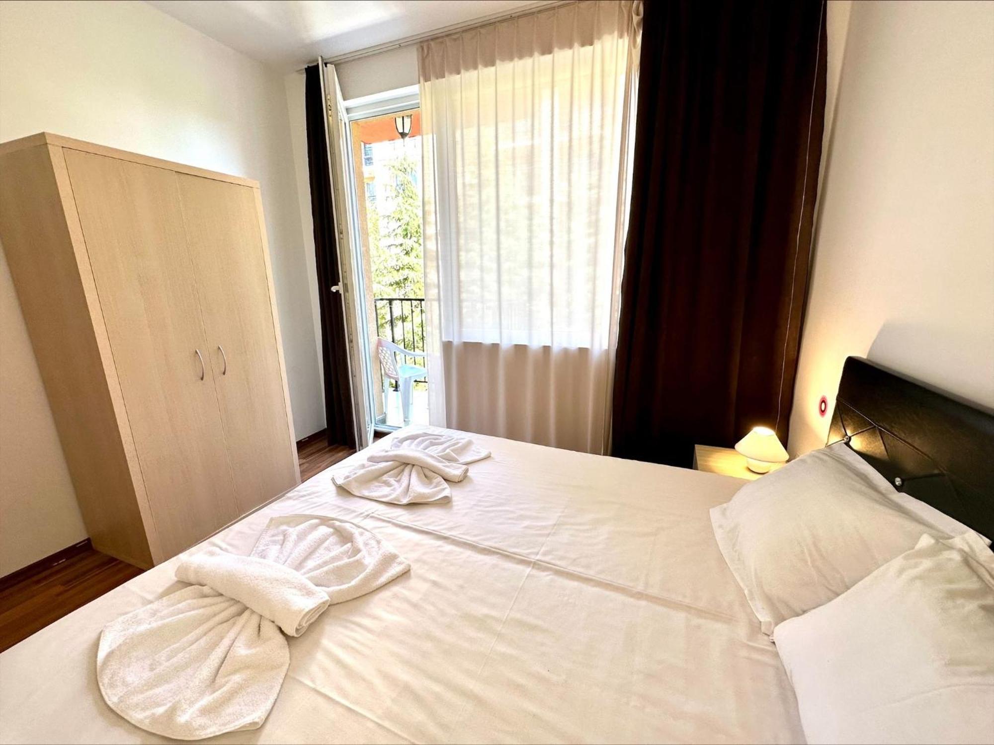 Sunny View Central - Menada Apartments サニービーチ 部屋 写真